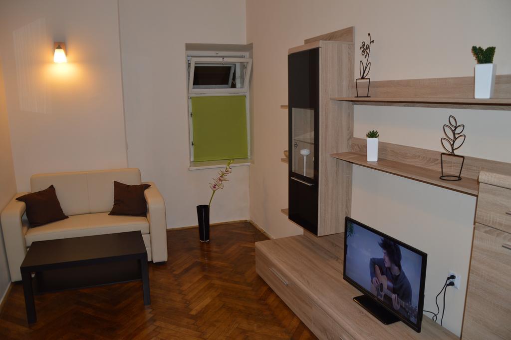 Old Walls Hostel Krakov Pokoj fotografie