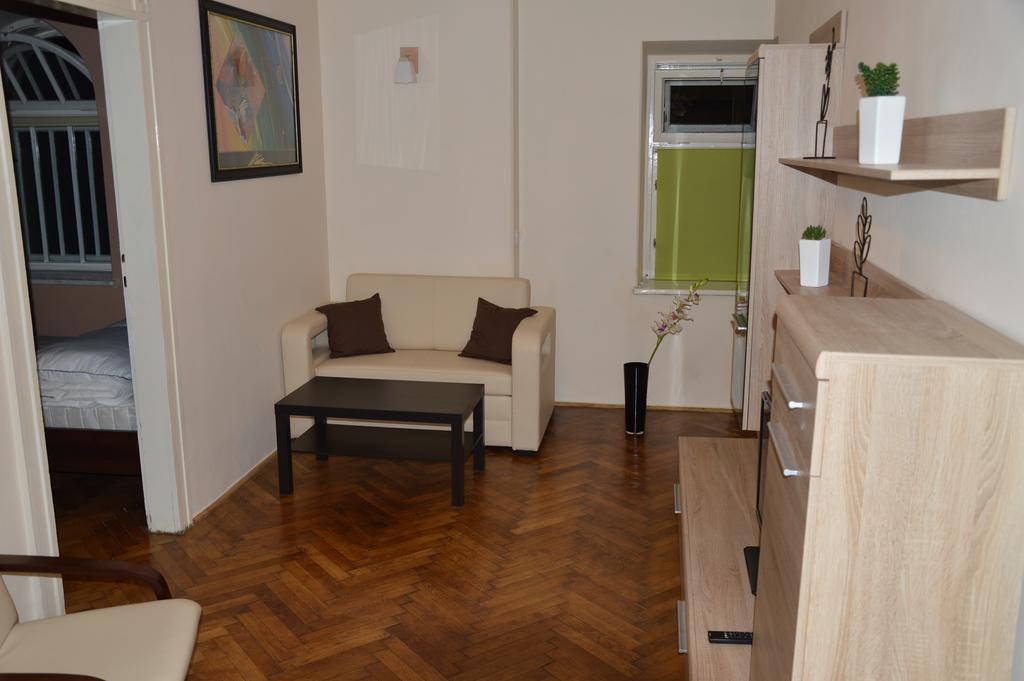 Old Walls Hostel Krakov Pokoj fotografie