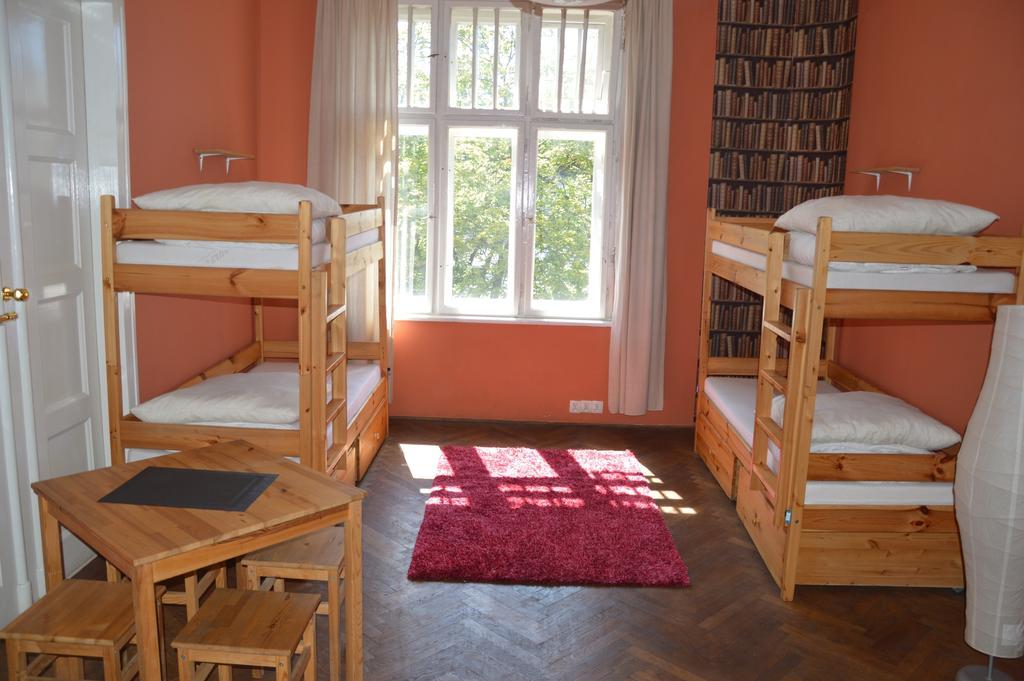 Old Walls Hostel Krakov Pokoj fotografie